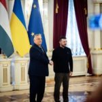 Президент України зустрівся з Орбаном у Києві