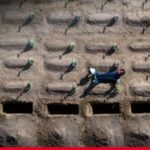 Справ — тисячі, вироків — сотні. Як розслідують воєнні злочини російських загарбників в Україні