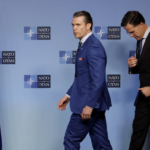 Трамп свідомо руйнує НАТО: США відмовилися планувати нові військові навчання блоку в Європі