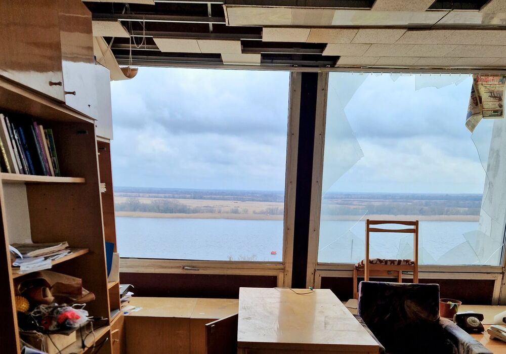 The Kherson Regional Universal Scientific Library was one of hundreds damaged in the war. (c) Tetyana Teren/PEN Ukraine webukr