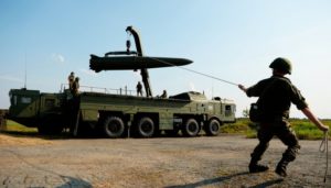 Росія за рік виробляє понад 1400 ракет «Іскандер» та 500 Х-101 – The Economist