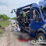 Ворог атакував рейсовий автобус на Сумщині, 9 людей вбито