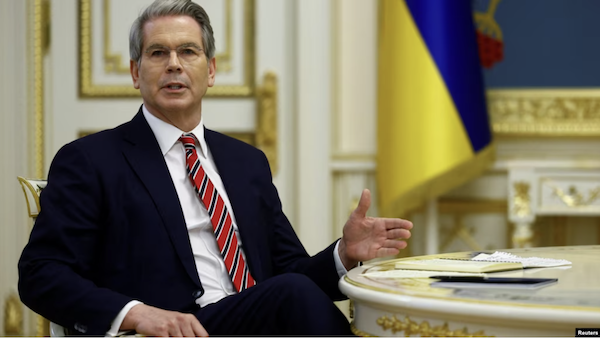 Бессент публічно визнав, що Путін воєнний злочинець