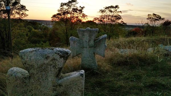 Козацькі хрести у Підкамені (фото ZAXID.NET)