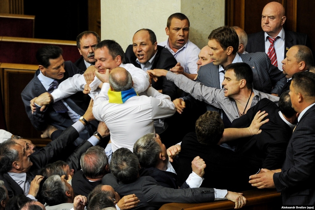 Бійка в парламенті за участю Колесніченка, 2012 рік