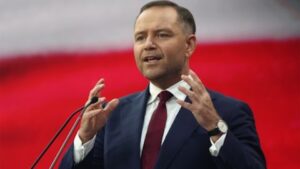 Президент Польщі Навроцький хоче забрати орден у Зеленського, бо той присвоїв підрозділу ССО “імені Героїв УПА”
