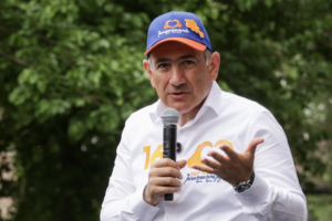 «Ми більше не сподіваємось на жодного союзника. Вірменія — це вже не пограбована вами та вашими партнерами країна» – Пашинян відповів Лукашенко