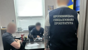 Підполковник із ТЦК не задекларував авто на 2,5 мільйона