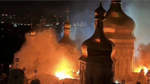 Удар московитів по Лаврі: вдалося врятувати ікони та інші святині