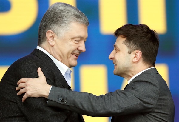 Порошенко і Зеленський поспілкувалися російським матюччям